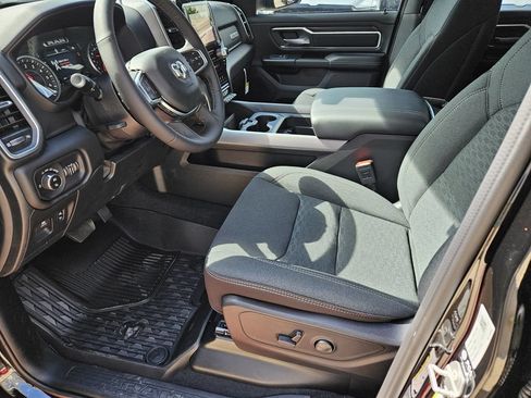 New 2026 RAM 1500 2WD Crew Cab image 13