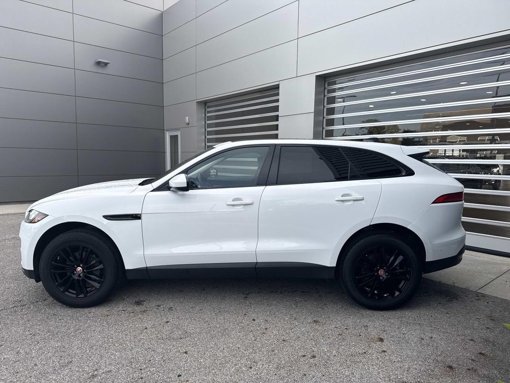 Certified 2020 Jaguar F-PACE Prestige AWD/4WD image 4