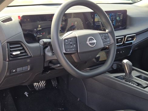Used 2026 Nissan Sentra SV w/ Floor Mat Package image 19