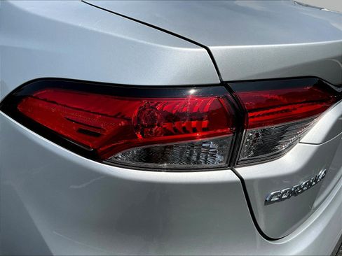 Used 2024 Toyota Corolla LE FWD image 23