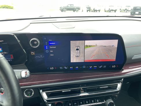 Certified 2024 Chevrolet Traverse RS AWD/4WD image 14