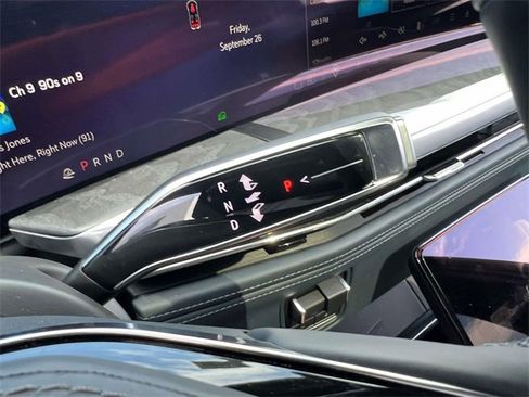 New 2025 Cadillac Escalade IQ Sport 2 image 31