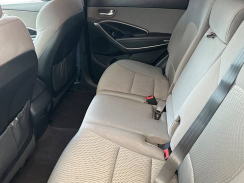 Used 2018 Hyundai Santa Fe Sport FWD image 12