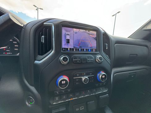 Used 2022 GMC Sierra 3500 AT4 w/ AT4 Premium Plus Package AWD/4WD image 23