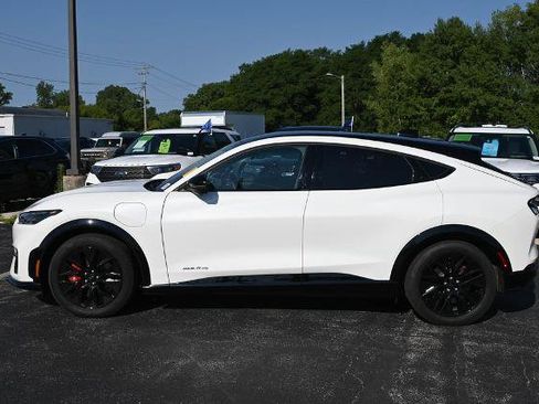 Certified 2025 Ford Mustang Mach-E Premium w/ Sport Appearance Package AWD/4WD image 5