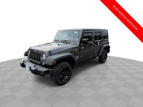 Used 2018 Jeep Wrangler Unlimited Sport w/ Connectivity Group image 4