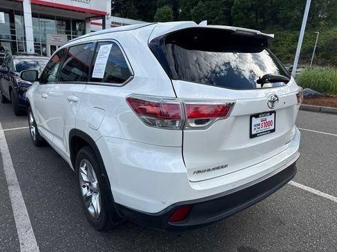 Used 2015 Toyota Highlander Limited Platinum AWD/4WD image 5
