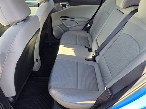 Certified 2024 Kia Soul EX image 12