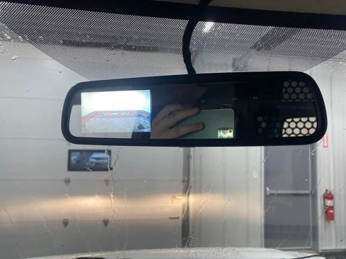 Used 2022 Chevrolet Express 2500 w/ Driver Convenience Package image 10