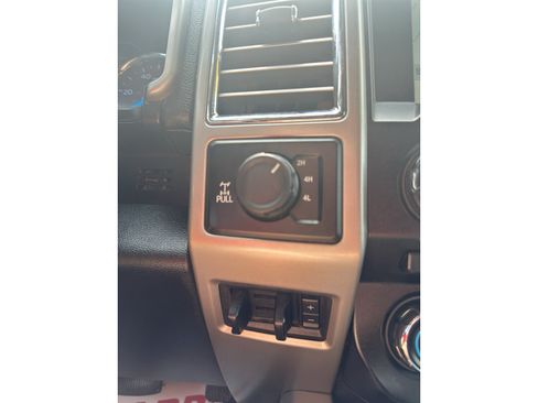 Used 2017 Ford F250 Lariat w/ Chrome Package AWD/4WD image 19