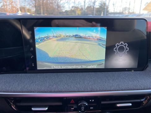 New 2025 Nissan Kicks SV w/ SV Premium Package image 12