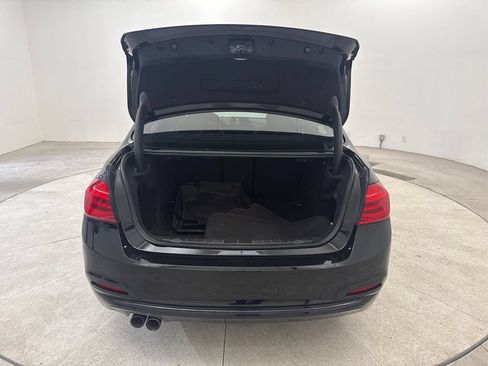 Used 2018 BMW 330i Sedan RWD image 24