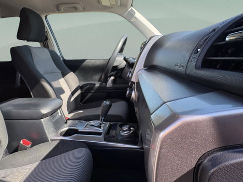 Used 2024 Toyota 4Runner SR5 image 40