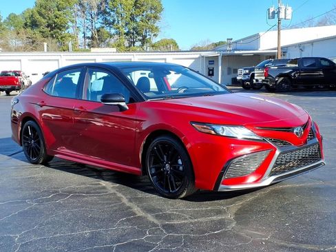 Used 2023 Toyota Camry XSE image 1