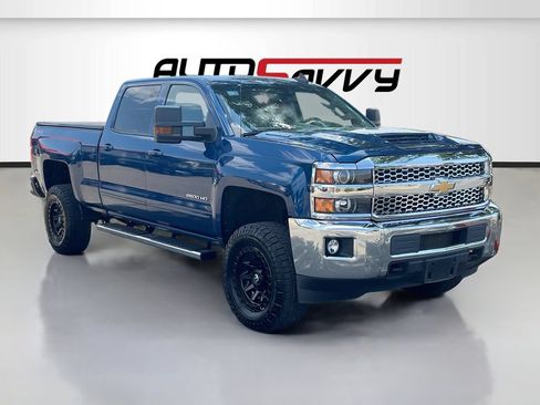 Used 2019 Chevrolet Silverado 2500 LT w/ LT Convenience Package AWD/4WD image 1