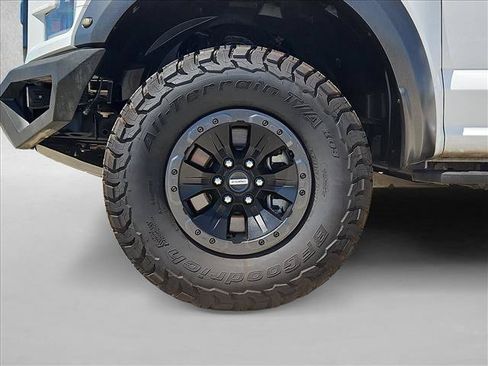 Used 2018 Ford F150 Raptor w/ Equipment Group 802A Luxury AWD/4WD image 21