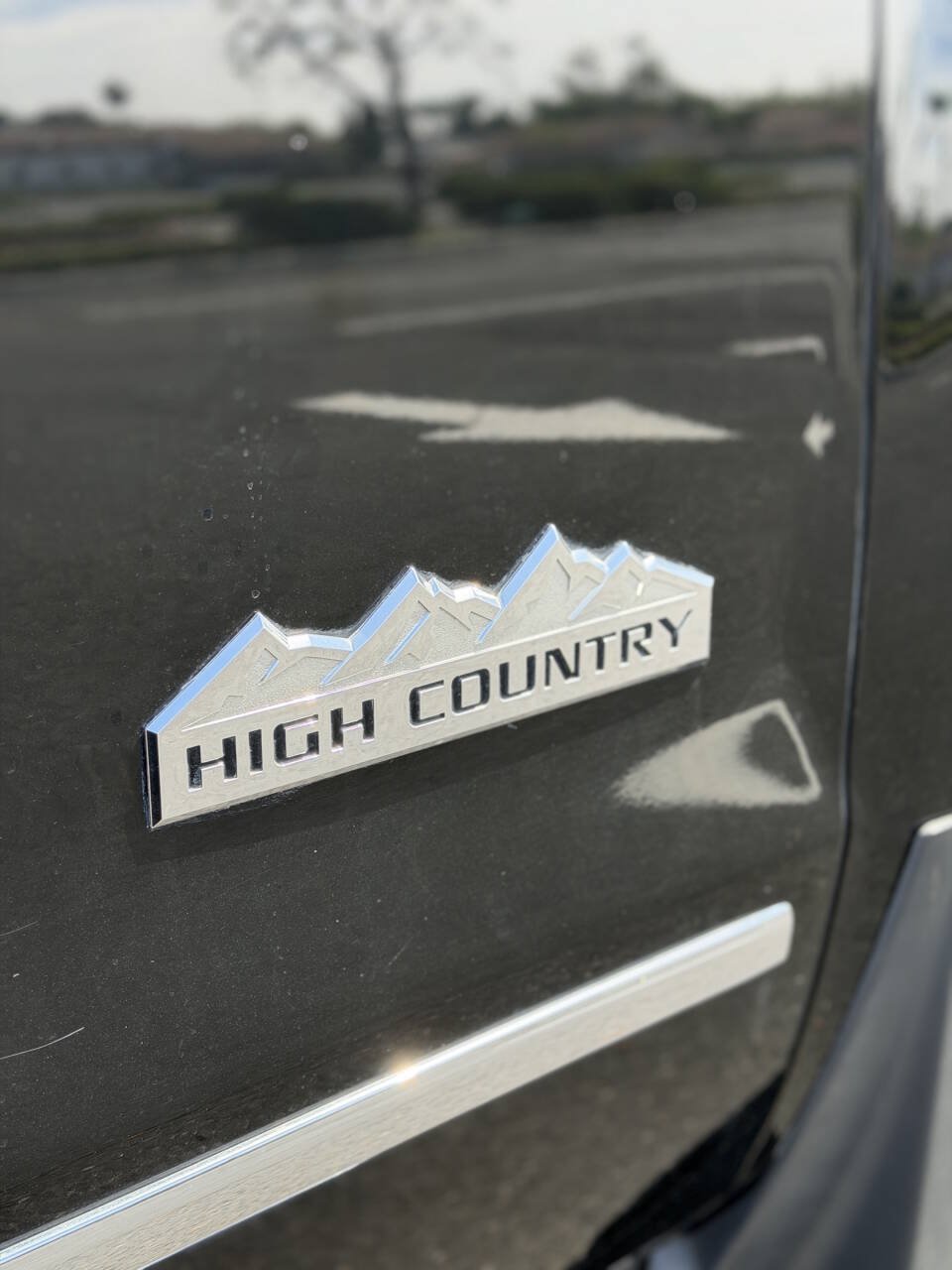 Used 2014 Chevrolet Silverado 1500 High Country w/ High Country Premium Package AWD/4WD image 16