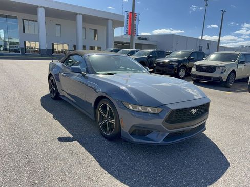 Certified 2024 Ford Mustang Convertible image 4