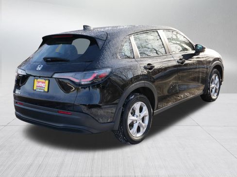 Certified 2023 Honda HR-V LX image 7