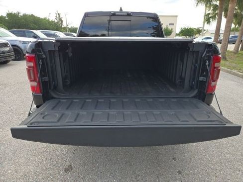 Used 2023 RAM 1500 Limited AWD/4WD image 11