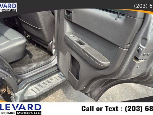 Used 2012 Ford Escape XLT image 30
