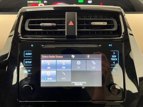 Used 2018 Toyota Prius Two w/ Prius Two Safety Plus Package FWD image 18