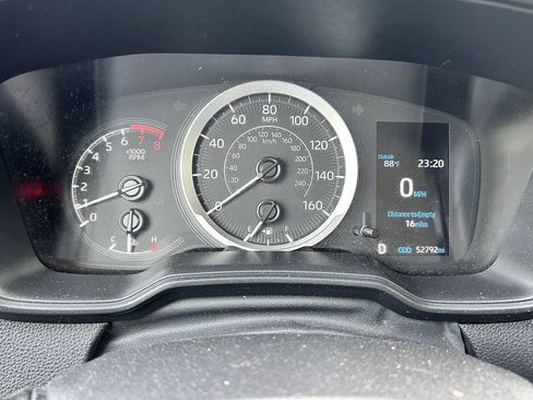 Used 2021 Toyota Corolla LE FWD image 39