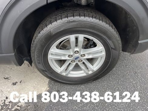 Used 2022 Ford Explorer XLT w/ Equipment Group 202A image 29