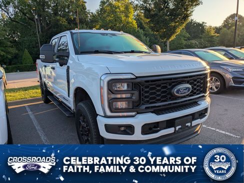 Used 2023 Ford F250 XL w/ STX Appearance Package AWD/4WD image 1