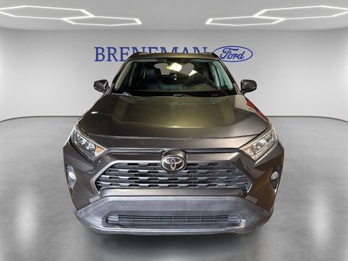 Used 2019 Toyota RAV4 XLE Premium FWD image 2