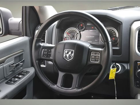 Used 2017 RAM 1500 Big Horn image 16