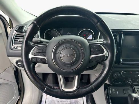 Used 2020 Jeep Compass Limited image 17