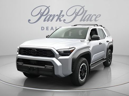 Used 2025 Toyota 4Runner TRD Off-Road Premium w/ Tow Technology Package AWD/4WD image 2