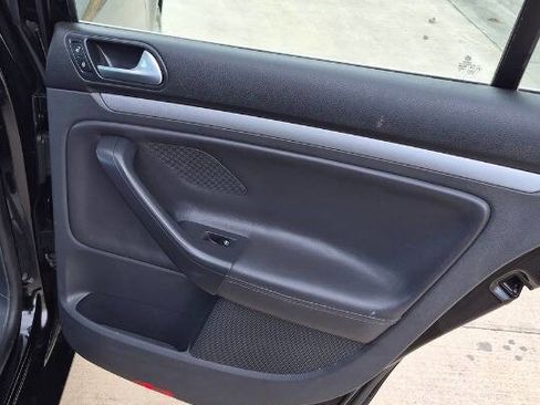 Used 2009 Volkswagen Jetta SEL image 51