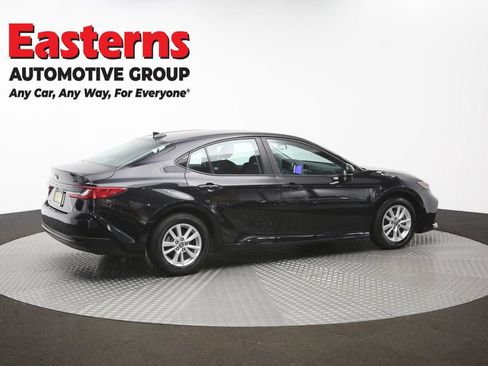 Used 2025 Toyota Camry LE FWD image 42