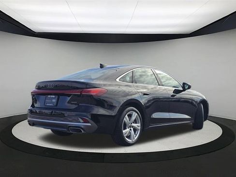 Certified 2025 Audi A5 2.0T Premium w/ Convenience Package image 7