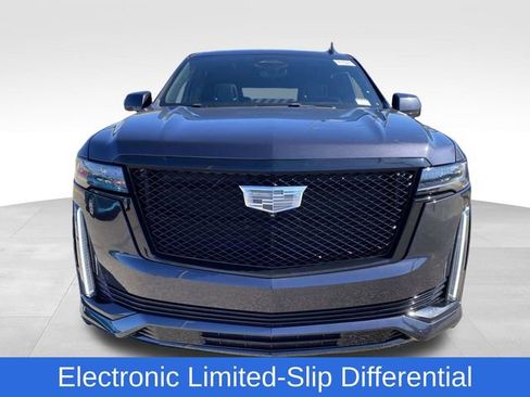 Used 2022 Cadillac Escalade Sport w/ Touring Package image 7