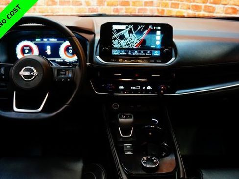 Certified 2023 Nissan Rogue Platinum image 11