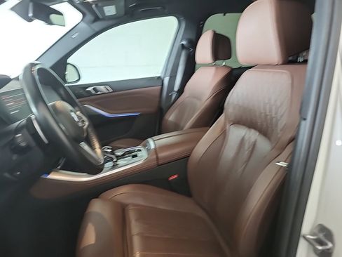 Used 2022 BMW X5 xDrive45e w/ M Sport Package image 7