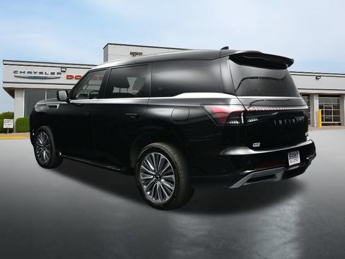 Used 2025 INFINITI QX80 Luxe AWD/4WD image 3