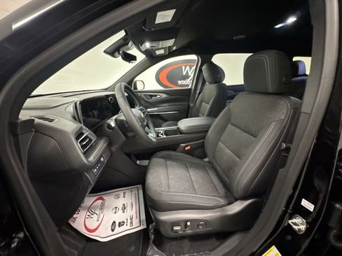 New 2026 Chevrolet Traverse LT w/ Driver Confidence Package image 16