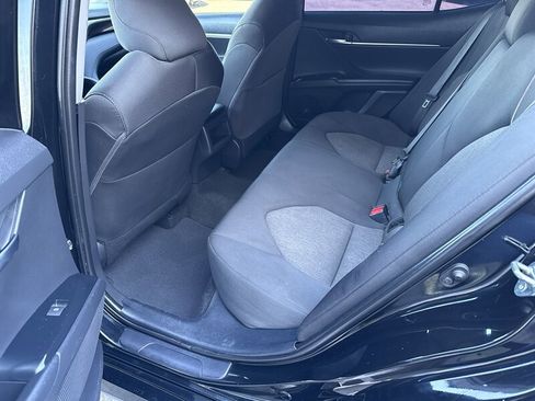 Used 2020 Toyota Camry LE w/ Carpet Mat Package image 17