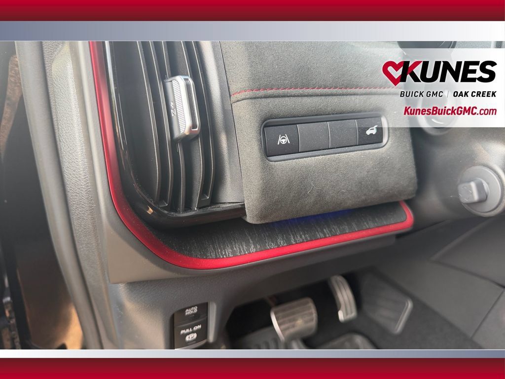Used 2026 Nissan Armada NISMO AWD/4WD image 19