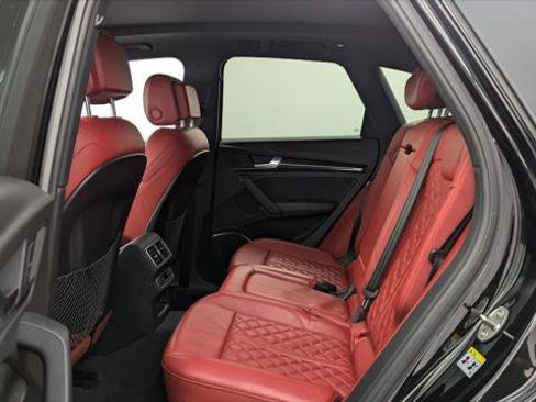 Used 2019 Audi SQ5 Premium Plus w/ Premium Plus Package image 17
