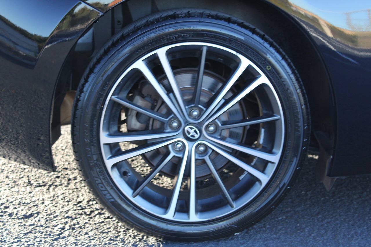 Used 2014 Scion FR-S RWD image 11