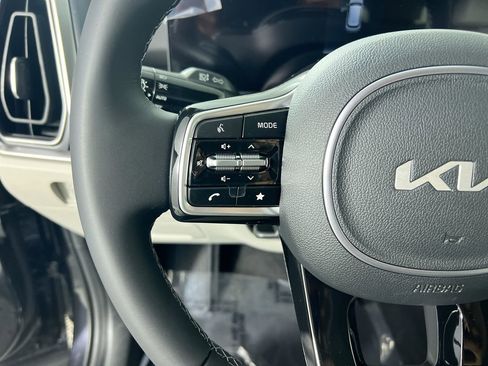 New 2026 Kia Sorento S w/ S Panoramic Sunroof Package FWD image 16