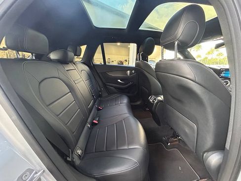 Used 2020 Mercedes-Benz GLC 300 image 29