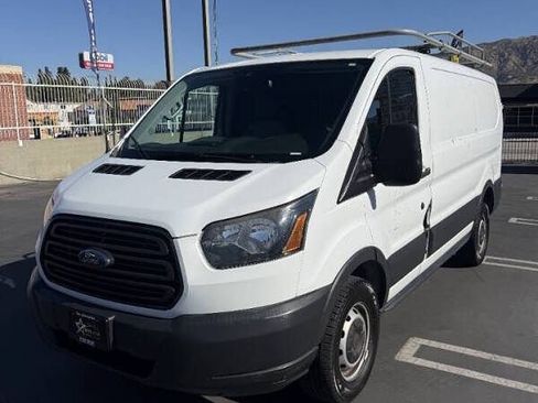 Used 2018 Ford Transit 250 130 Low Roof RWD image 2