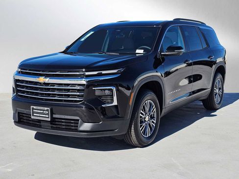 New 2026 Chevrolet Traverse LT w/ Enhanced Driving Package FWD image 7