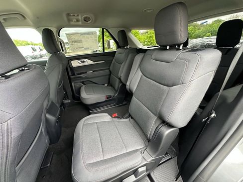 New 2026 Ford Explorer Active AWD/4WD image 17